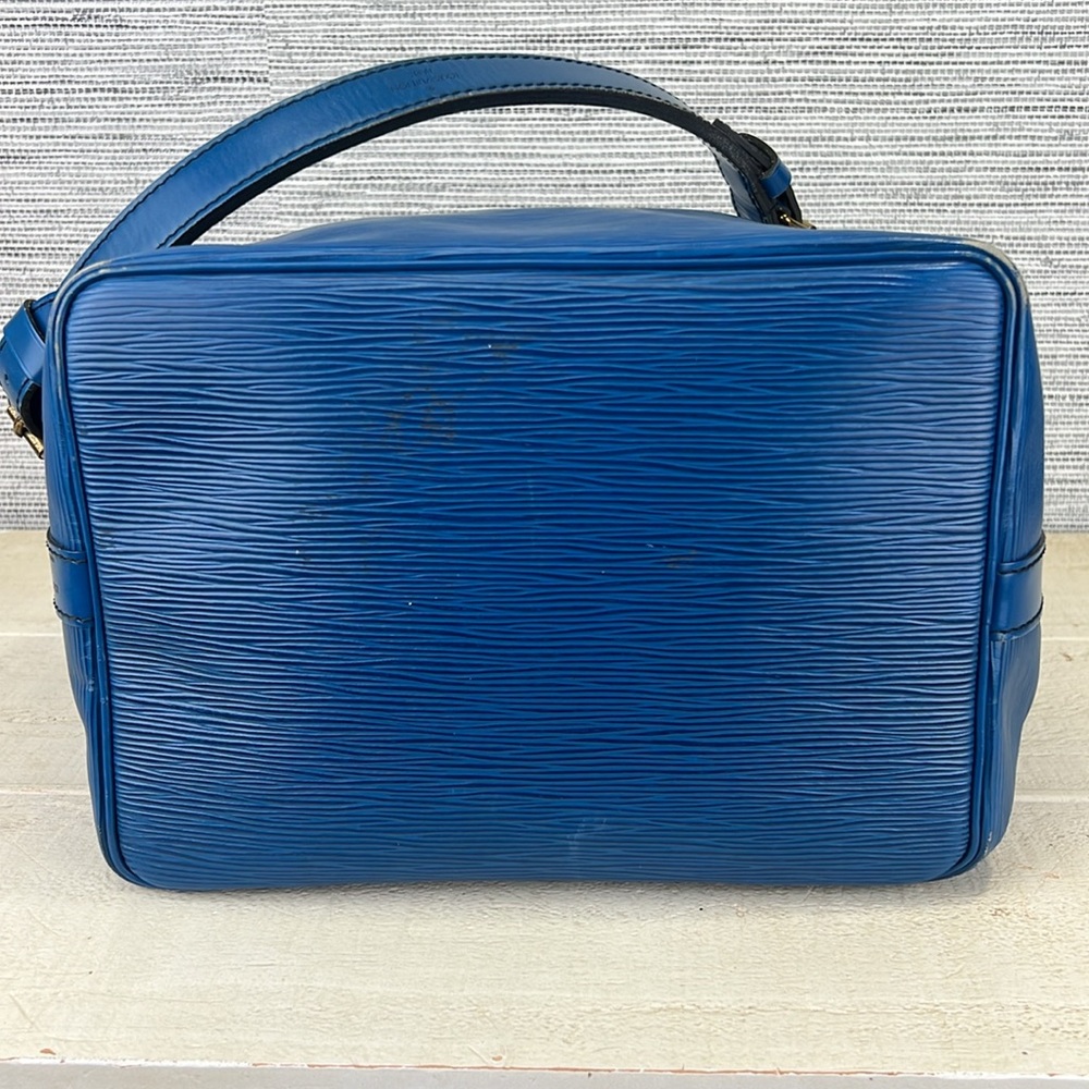 Louis Vuitton Epi Petit Noe Shoulder Bag Blue - Picture 7 of 15